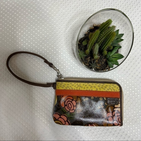 FOSSIL Key per Wristlet Flower - Picture 2 of 8